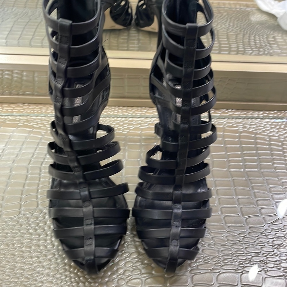 Woman shoes